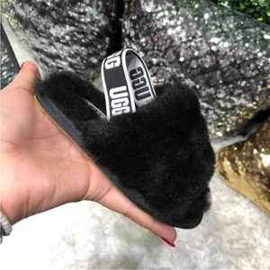 Ultra-fluffy slippers UGG New Size 8